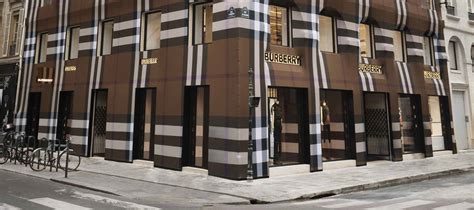 Burberry Rue Saint